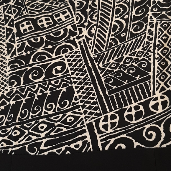 K STUDIO COLLECTION DRESS - Picture 4 of 7